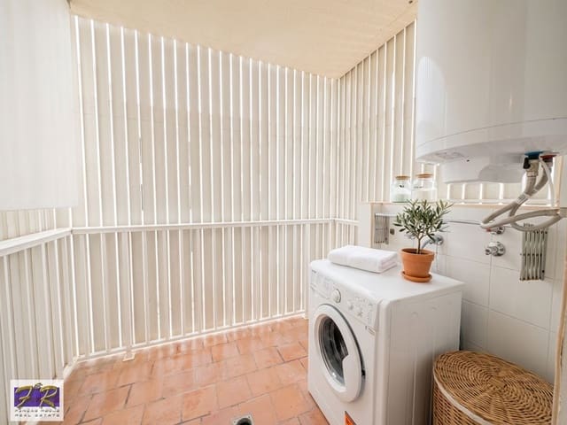 2 makuuhuone Asunto myytävänä paikassa Port de Pollença, Pollensa / Pollença mukana 
autotalli - 398 000 € (Ref: 10023184)