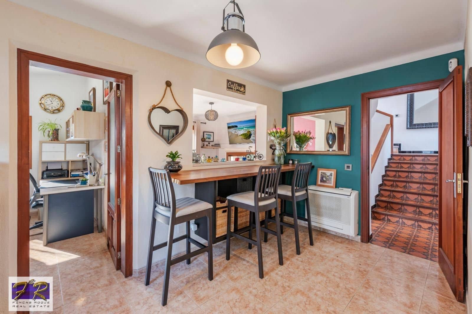 5 bedroom Villa for sale in Aucanada with pool garage - € 1,275,000 (Ref: 10183562)
