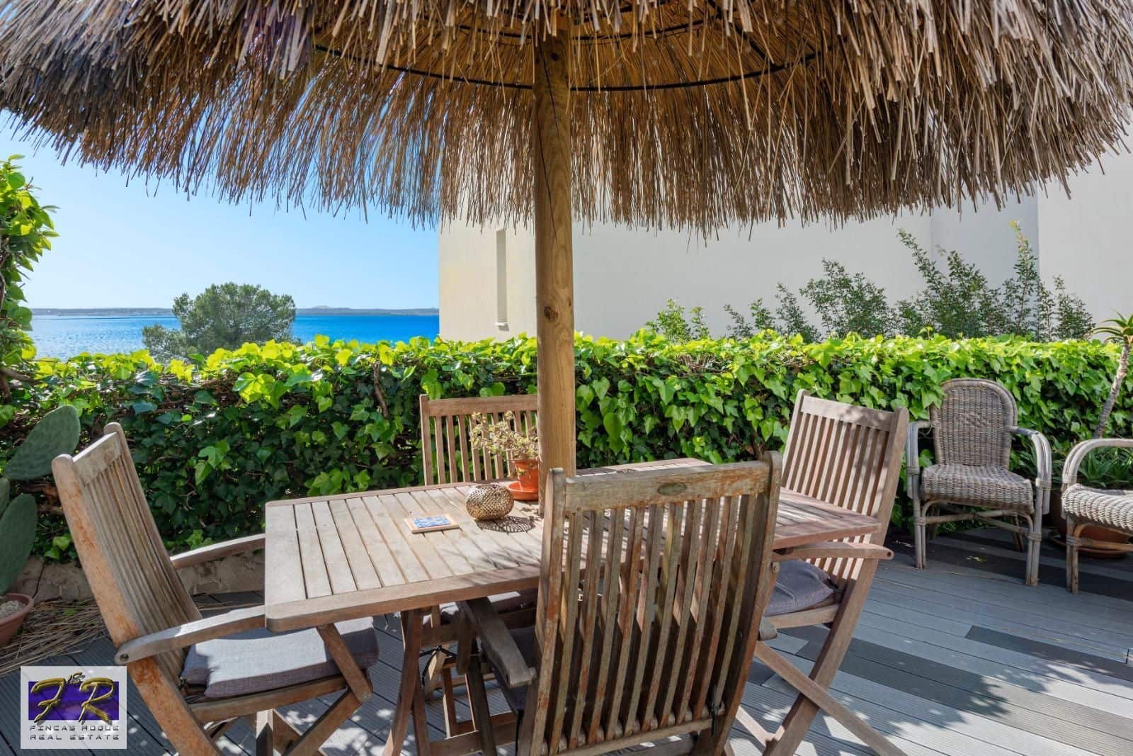 5 bedroom Villa for sale in Aucanada with pool garage - € 1,275,000 (Ref: 10183562)