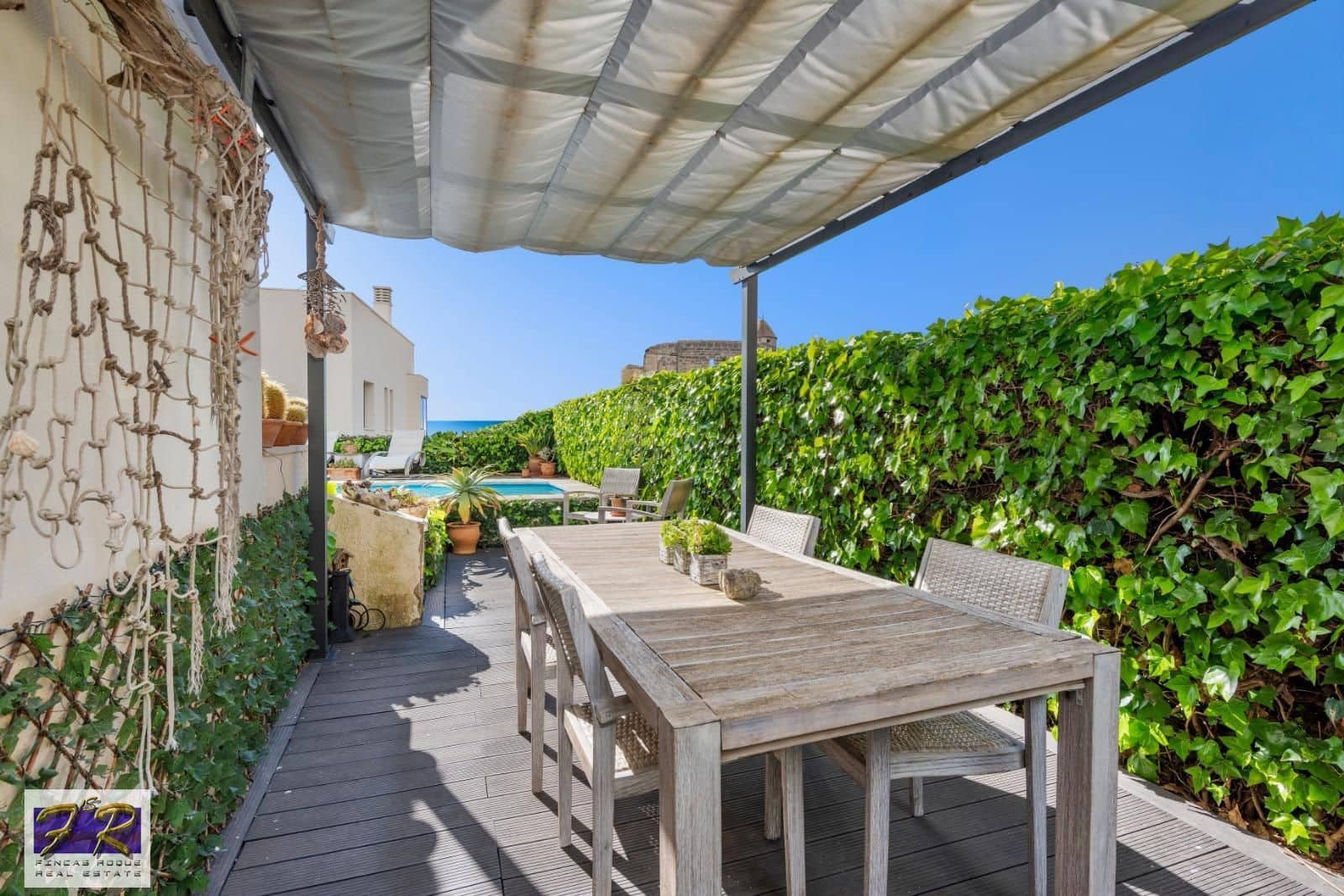5 bedroom Villa for sale in Aucanada with pool garage - € 1,275,000 (Ref: 10183562)
