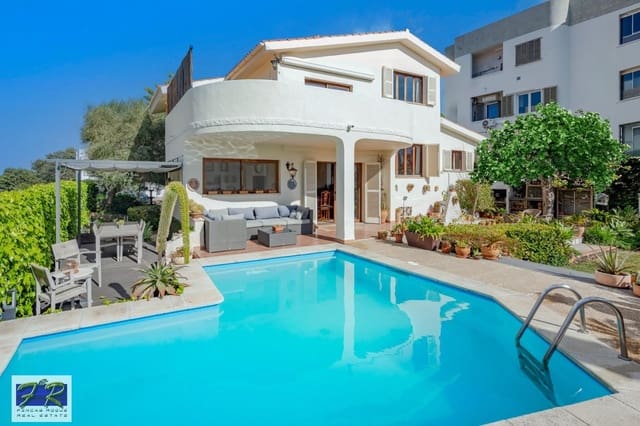 5 bedroom Villa for sale in Aucanada, Alcúdia with pool garage - € 1,275,000 (Ref: 10183562)