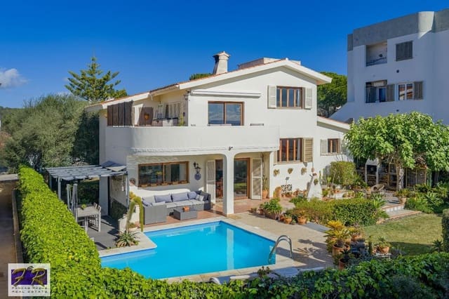 5 bedroom Villa for sale in Aucanada, Alcúdia with pool garage - € 1,275,000 (Ref: 10183562)