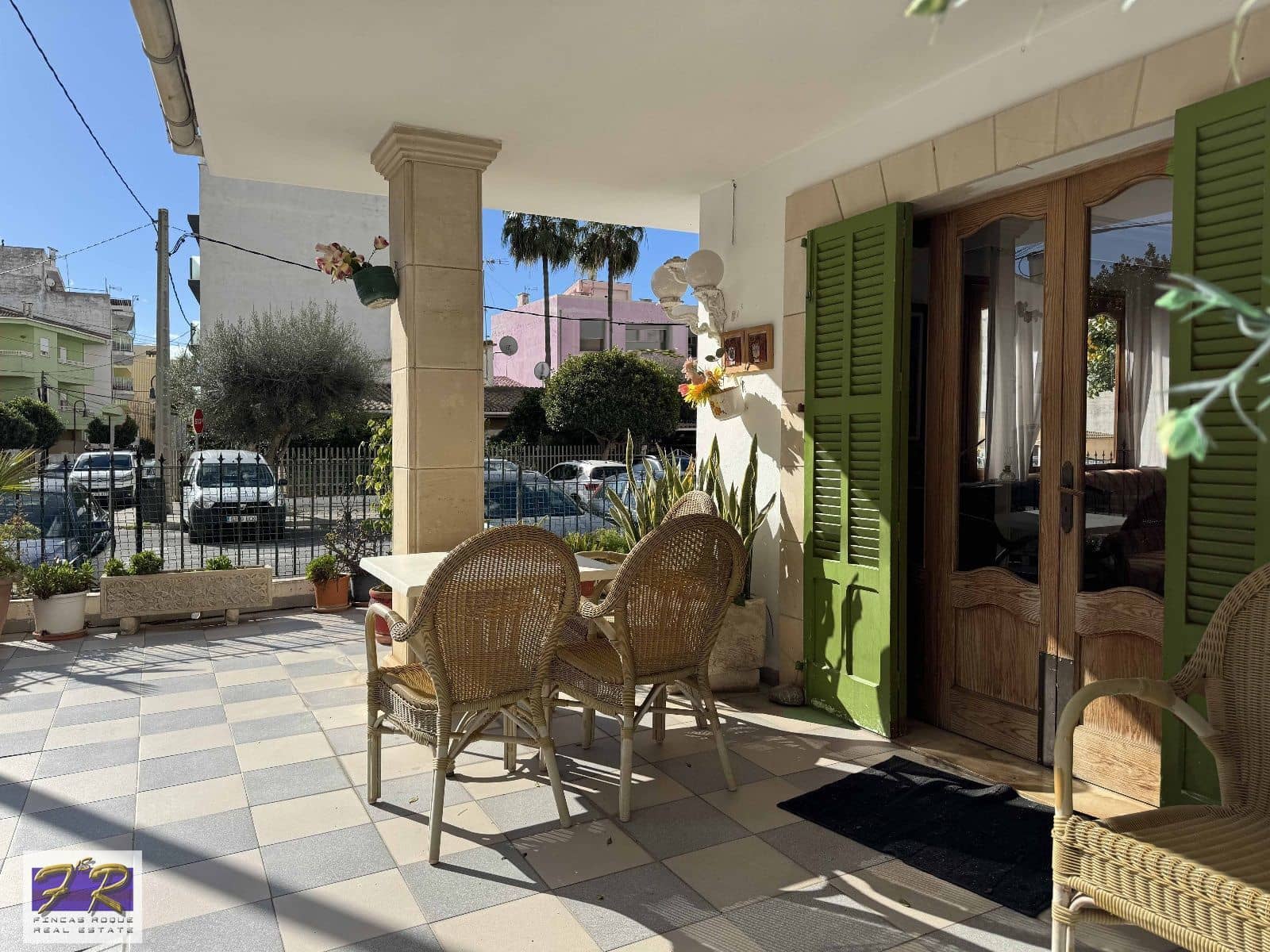 3 bedroom Villa for sale in Puerto de Alcudia with garage - € 550,000 (Ref: 8190207)