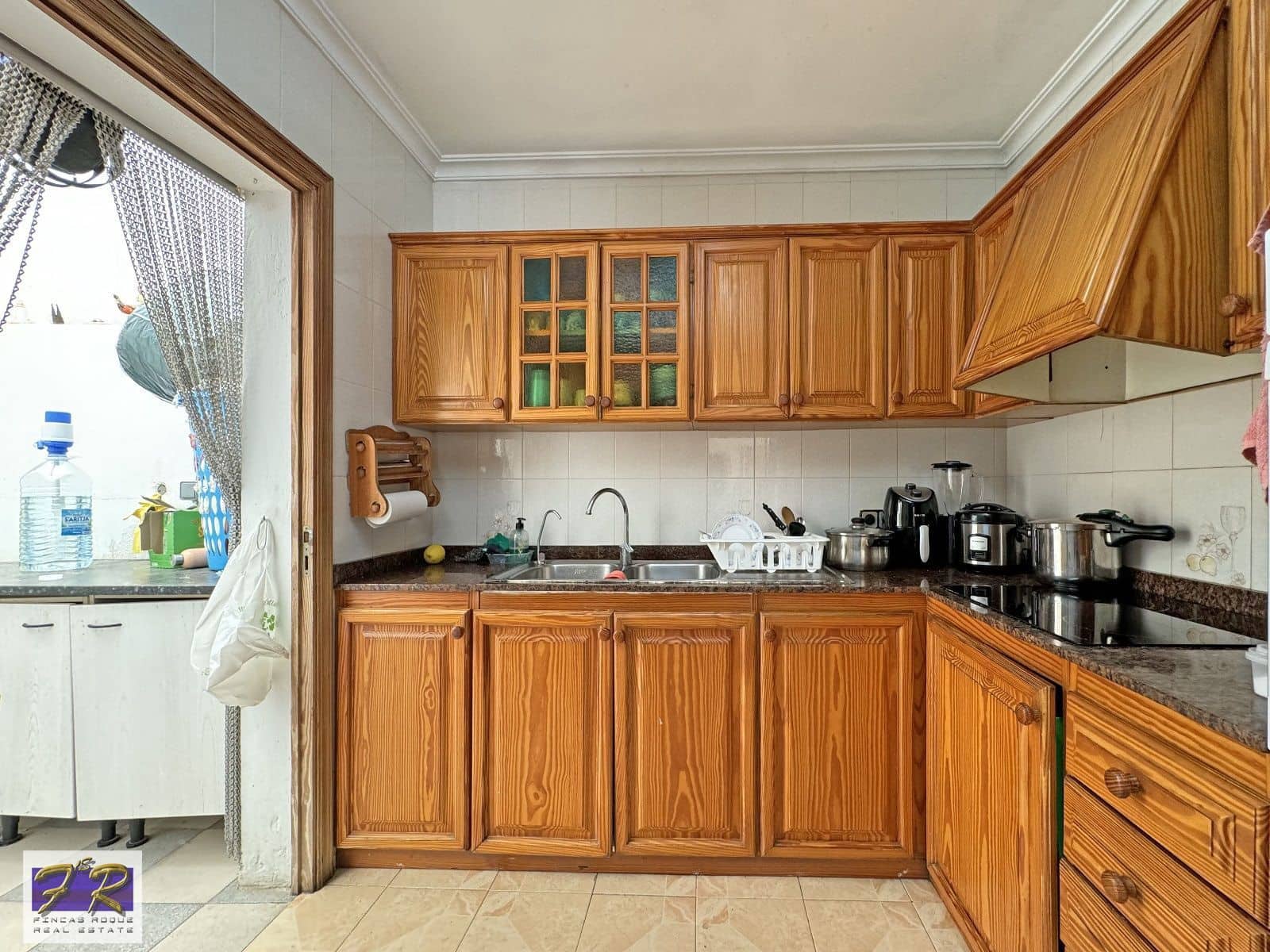 3 bedroom Villa for sale in Puerto de Alcudia with garage - € 550,000 (Ref: 8190207)