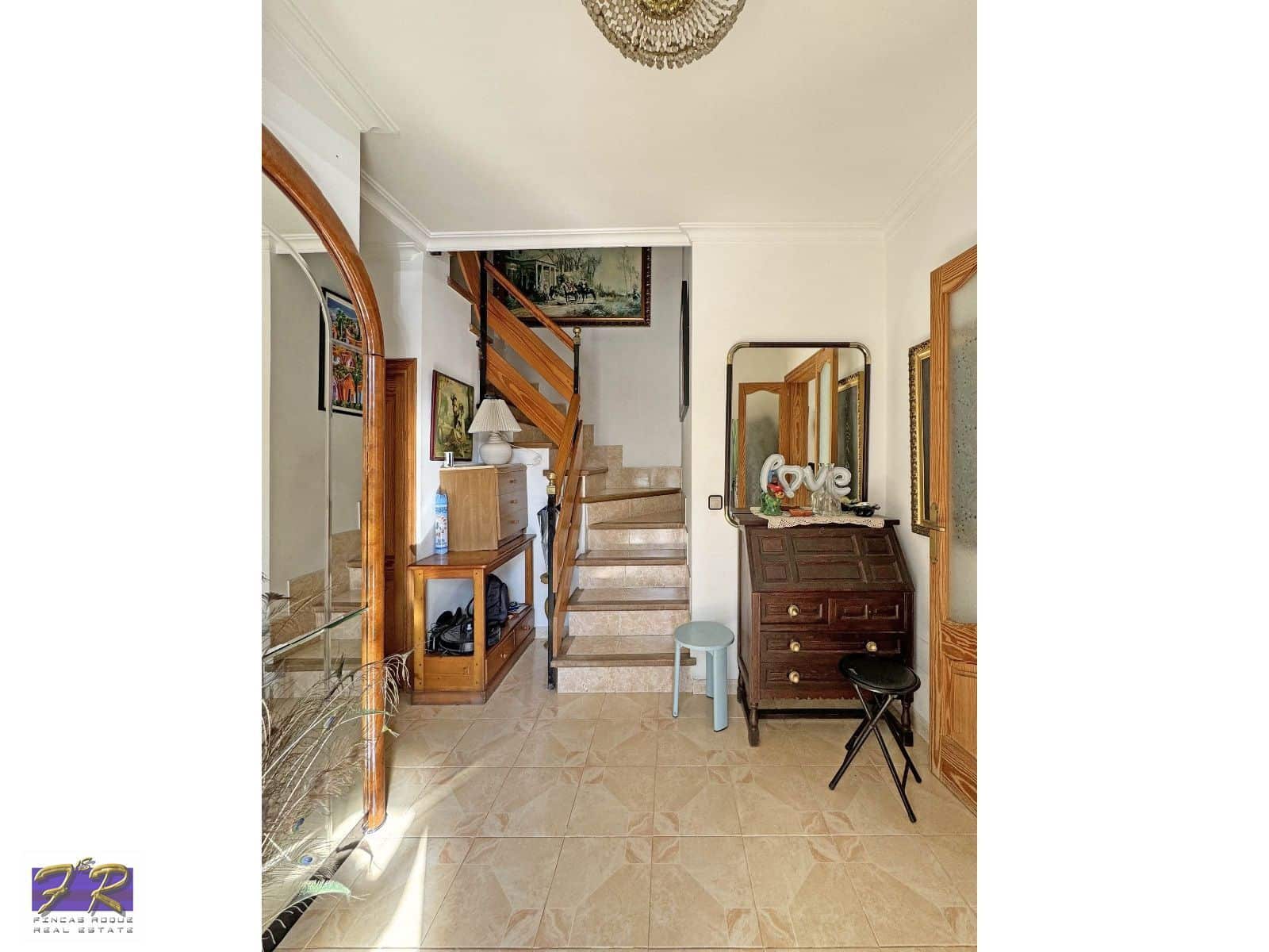 3 bedroom Villa for sale in Puerto de Alcudia with garage - € 550,000 (Ref: 8190207)