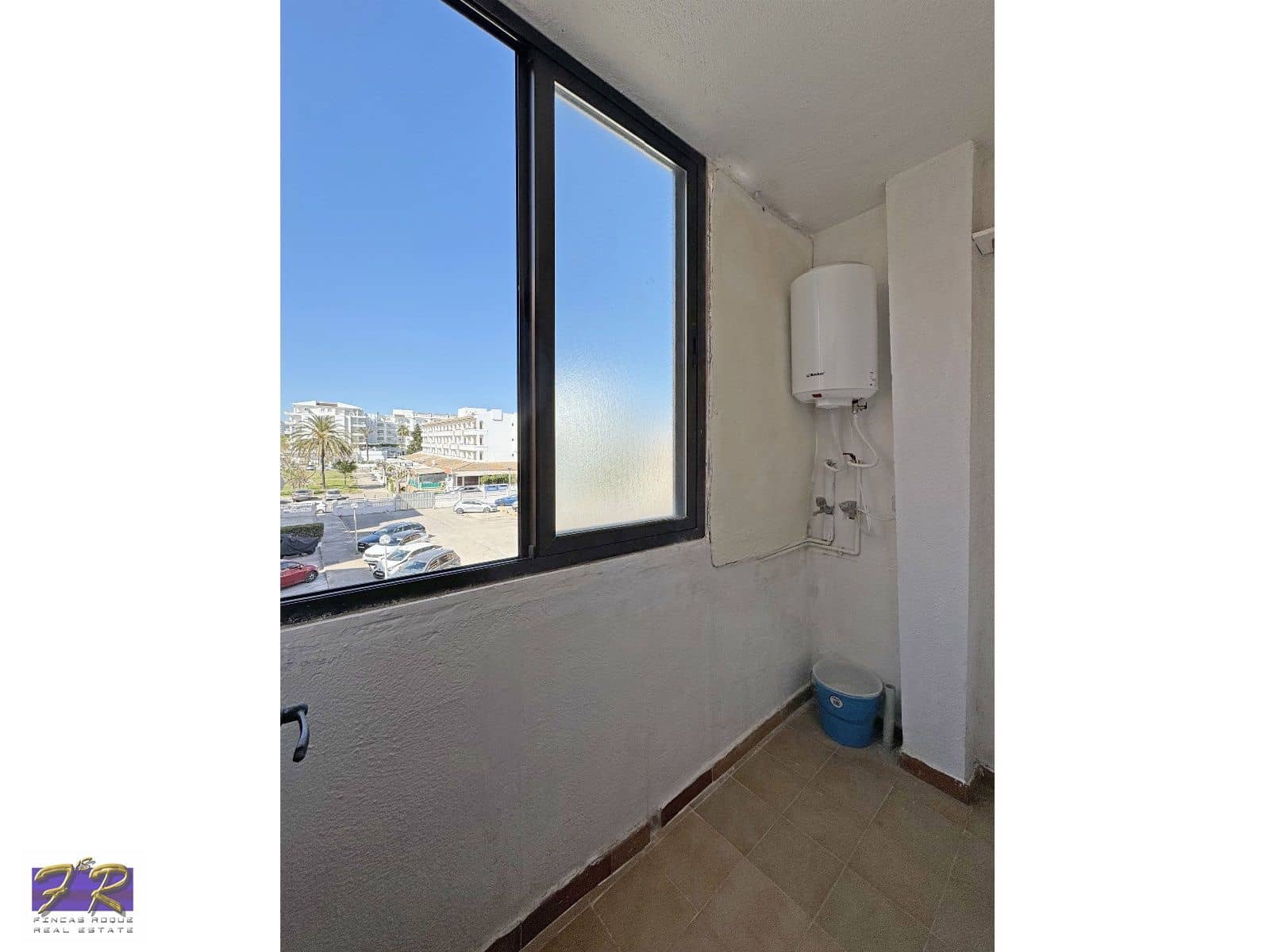3 soveværelse Lejlighed til salg i Puerto de Alcudia med garage - € 250.000 (Ref: 8565607)