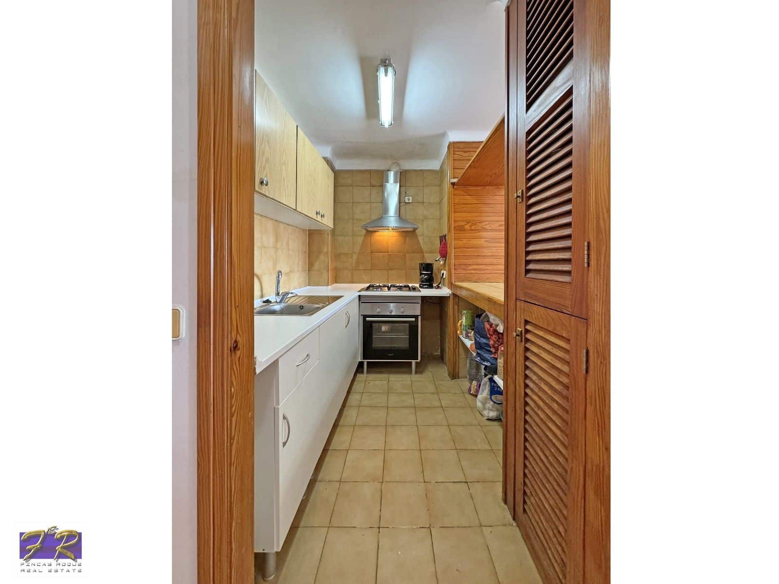 3 soveværelse Lejlighed til salg i Puerto de Alcudia med garage - € 250.000 (Ref: 8565607)