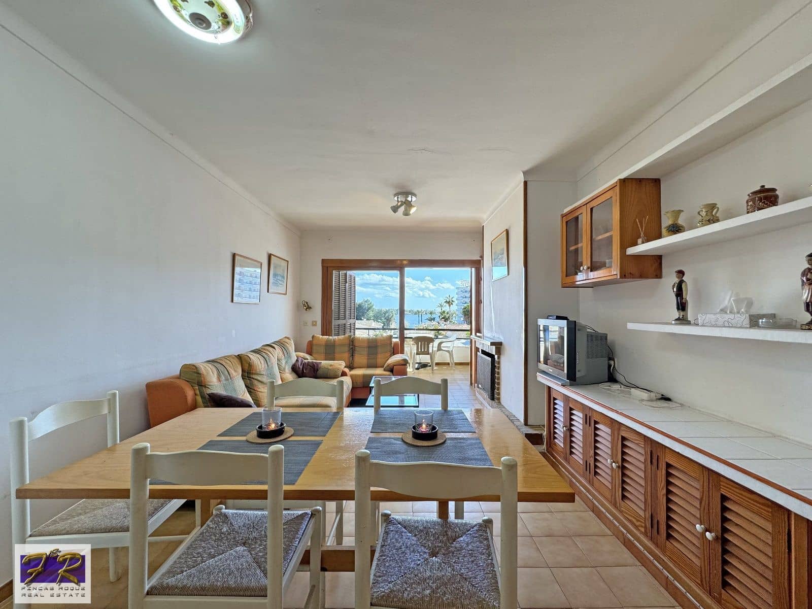 3 soveværelse Lejlighed til salg i Puerto de Alcudia med garage - € 250.000 (Ref: 8565607)