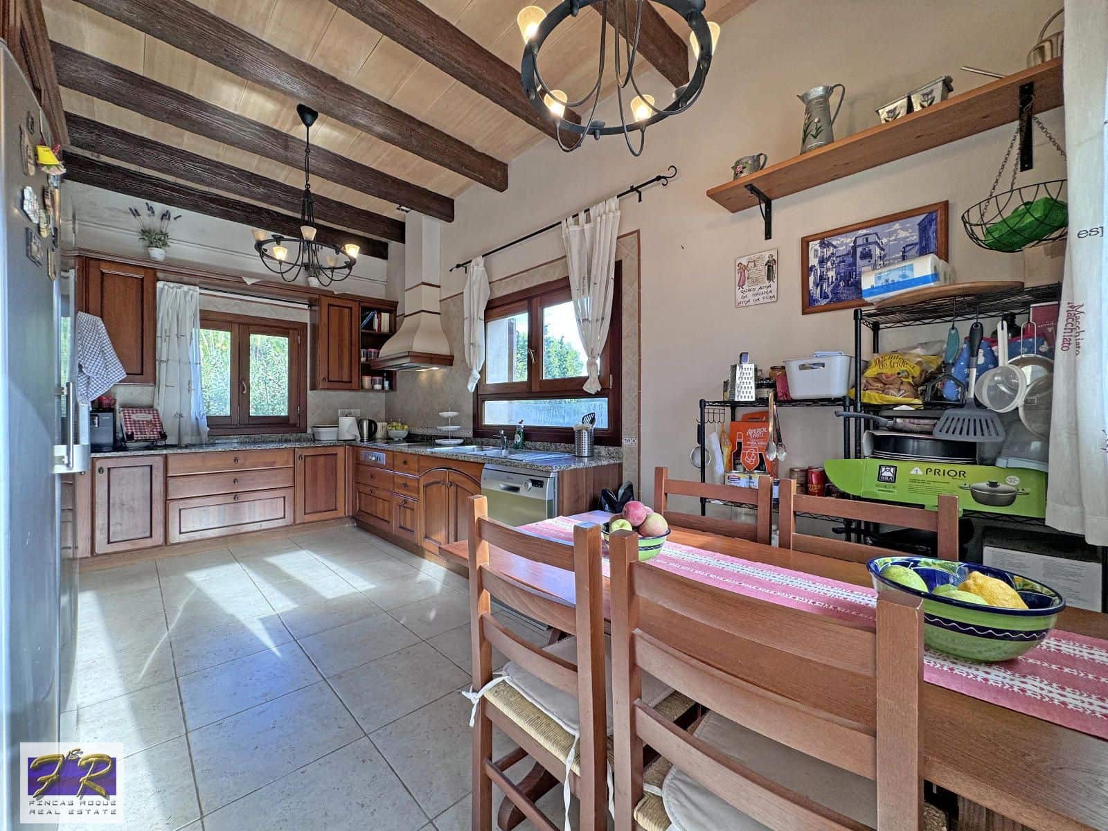 5 Zimmer Villa zu verkaufen in Alcudia mit Pool Garage - 950.000 € (Ref: 8580585)