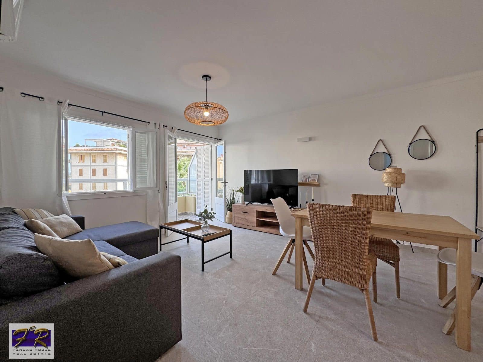 2 soveværelse Lejlighed til salg i Puerto de Alcudia - € 280.000 (Ref: 8658103)