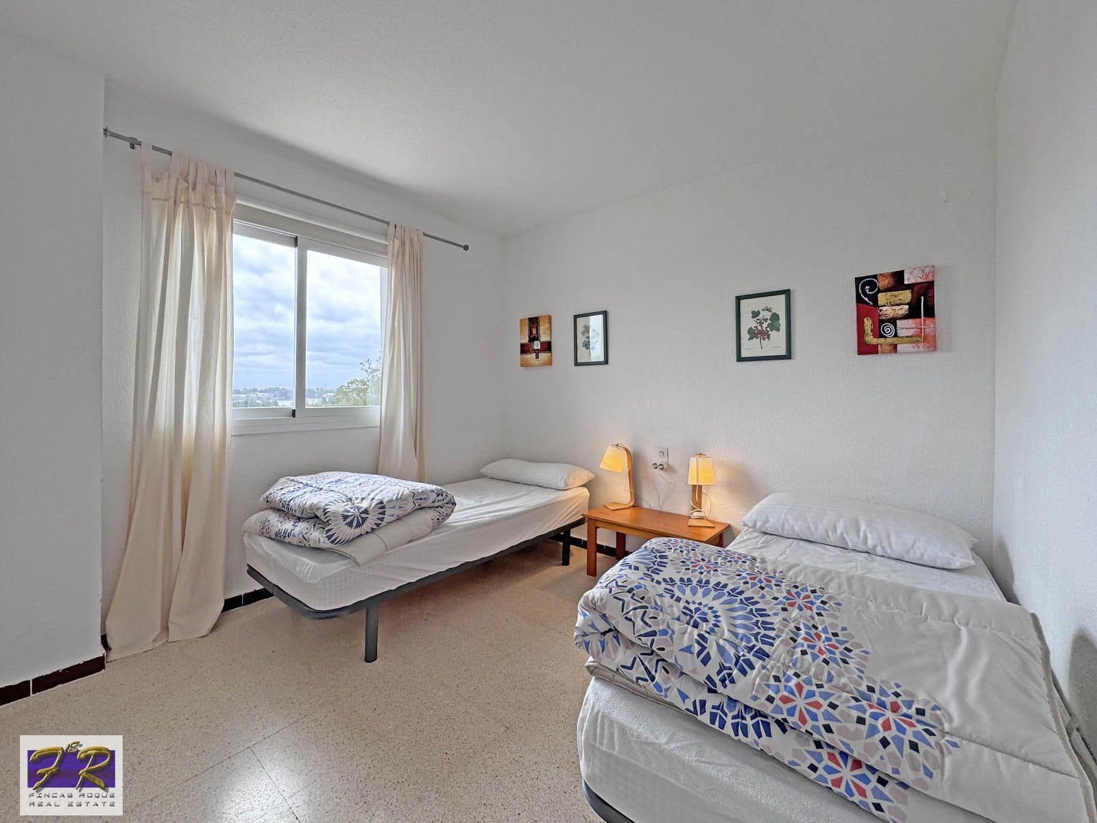 2 soveværelse Lejlighed til salg i Puerto de Alcudia med swimmingpool - € 185.000 (Ref: 8917203)