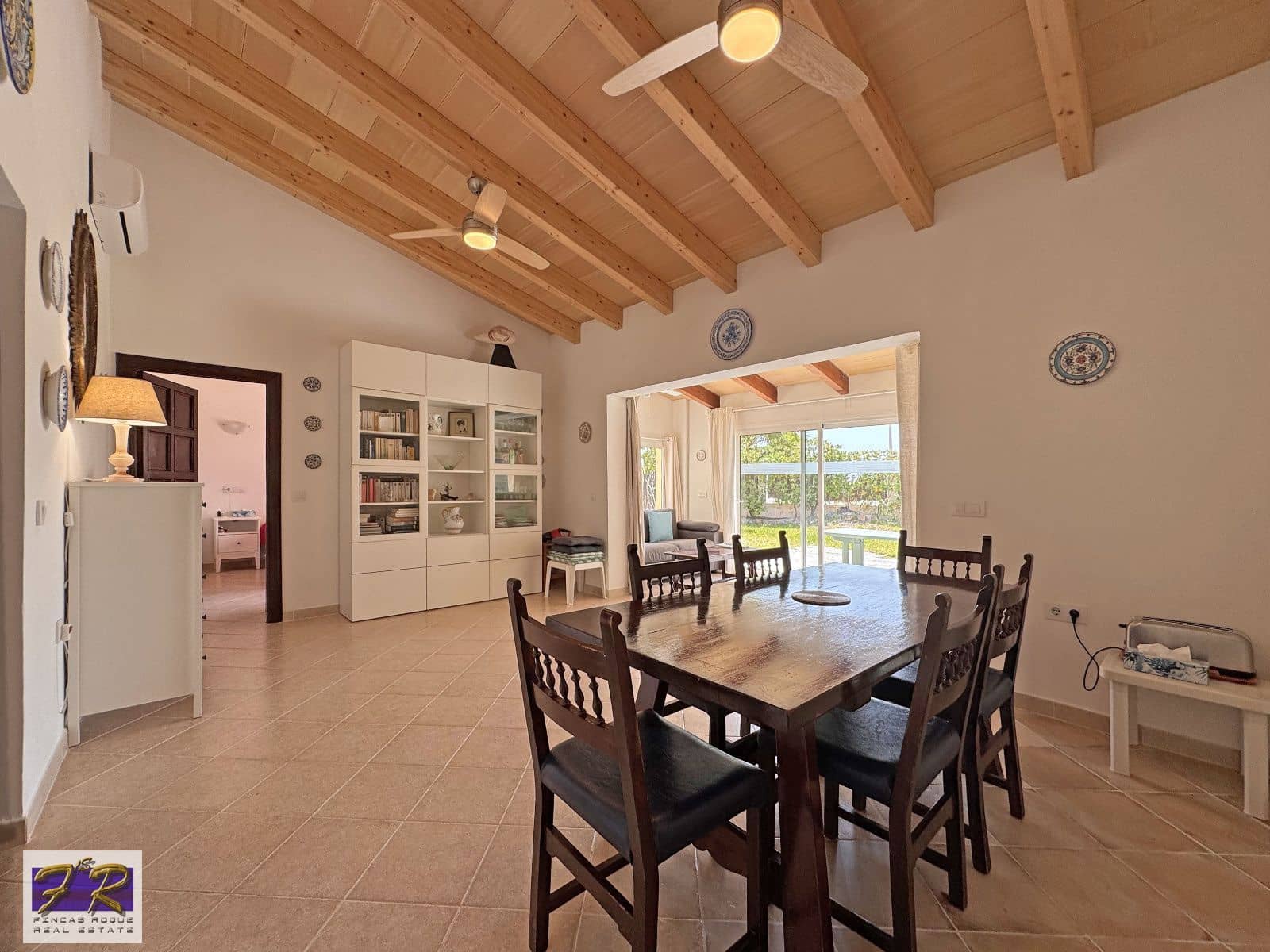 4 slaapkamer Villa te koop in Puerto de Alcudia - € 2.450.000 (Ref: 9066340)