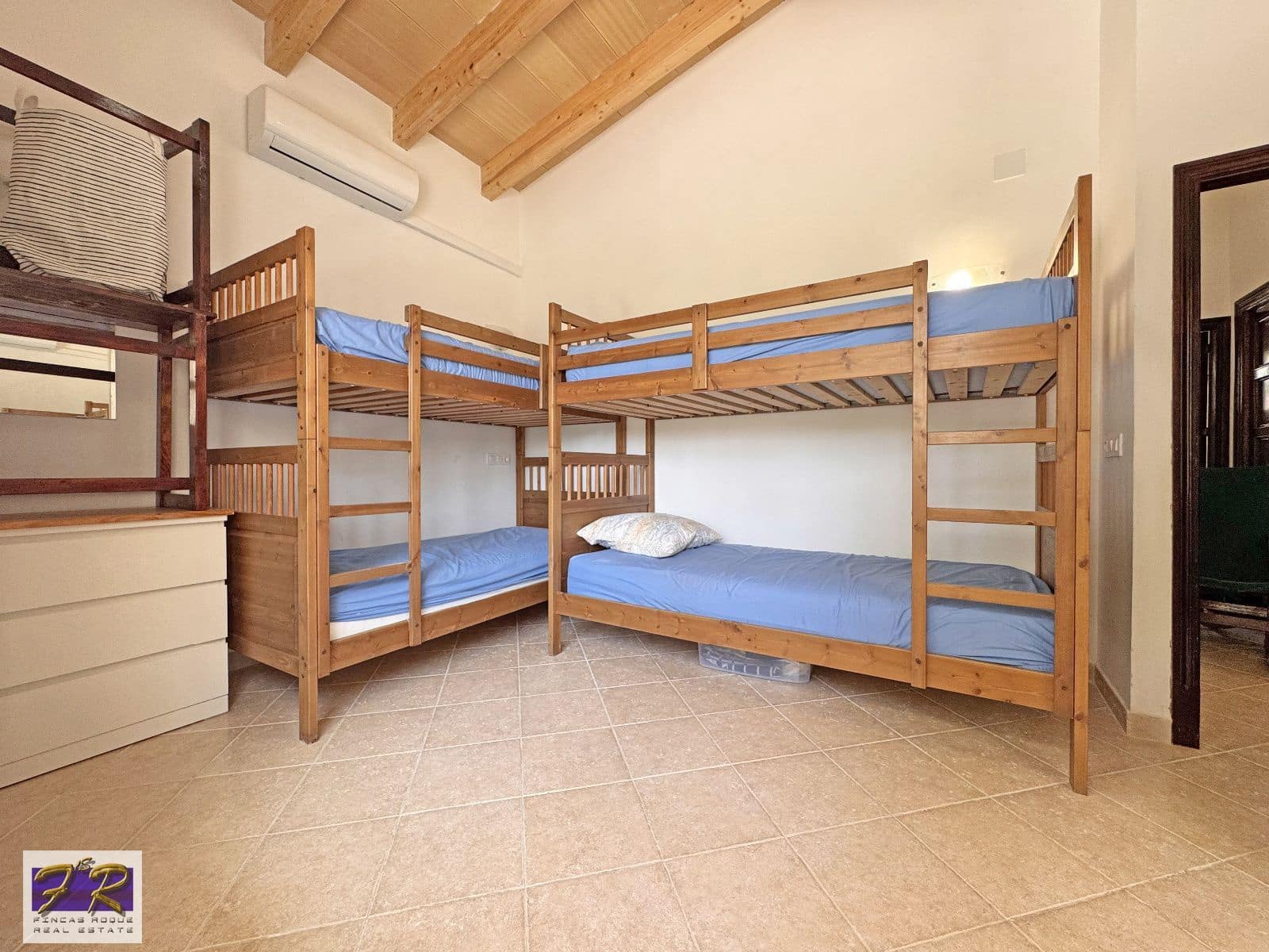 4 slaapkamer Villa te koop in Puerto de Alcudia - € 2.450.000 (Ref: 9066340)