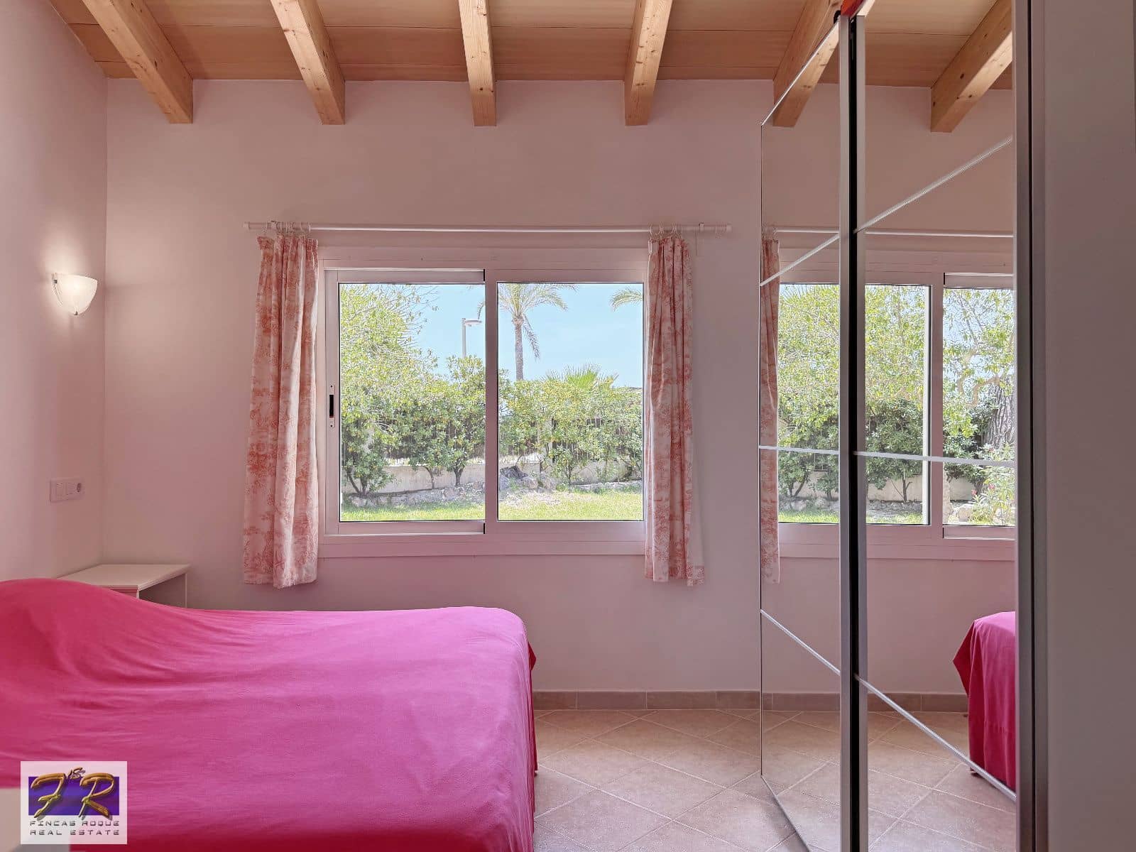 4 slaapkamer Villa te koop in Puerto de Alcudia - € 2.450.000 (Ref: 9066340)