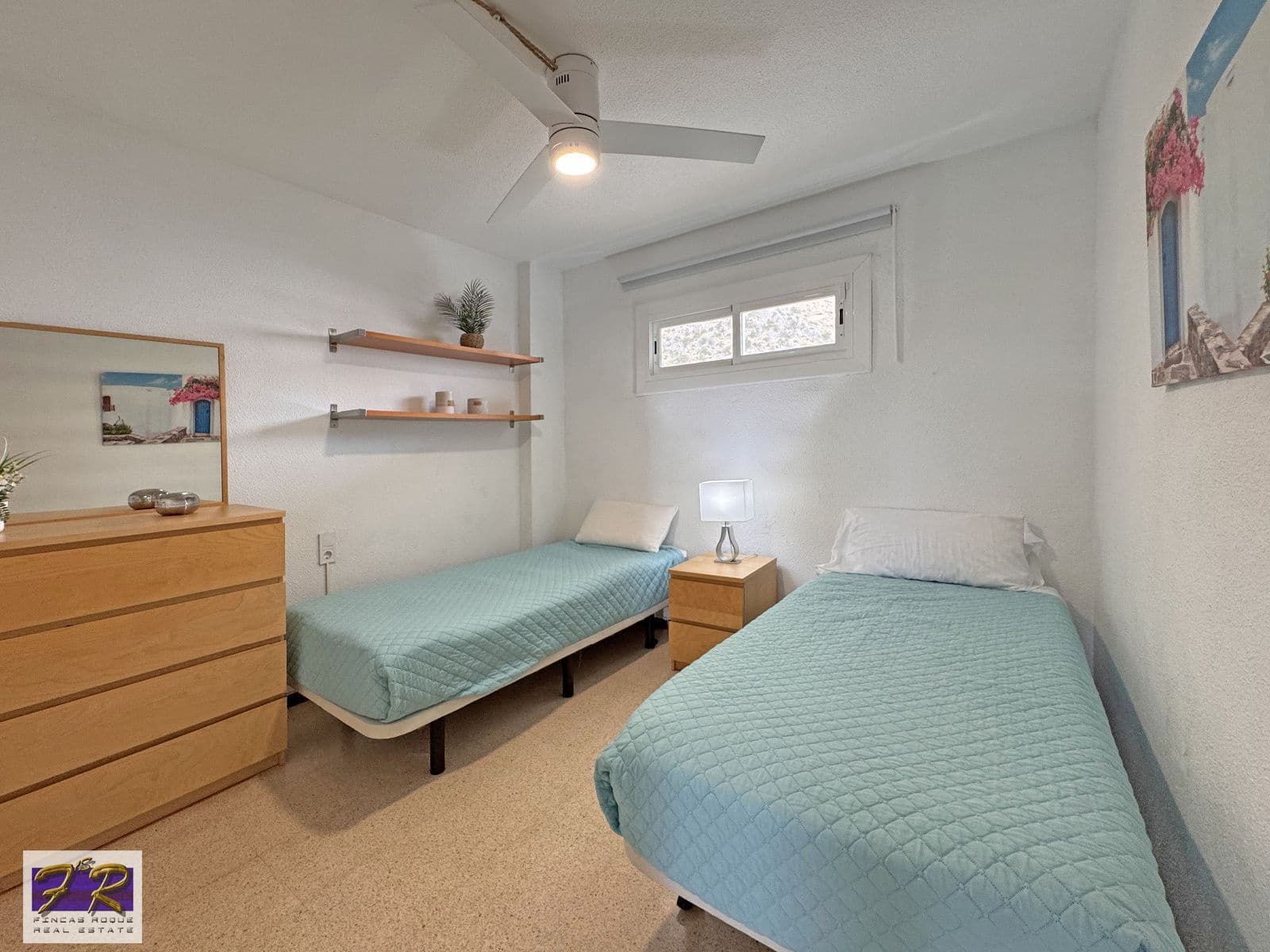 2 slaapkamer Flat te koop in Puerto de Alcudia met zwembad - € 280.000 (Ref: 9107841)