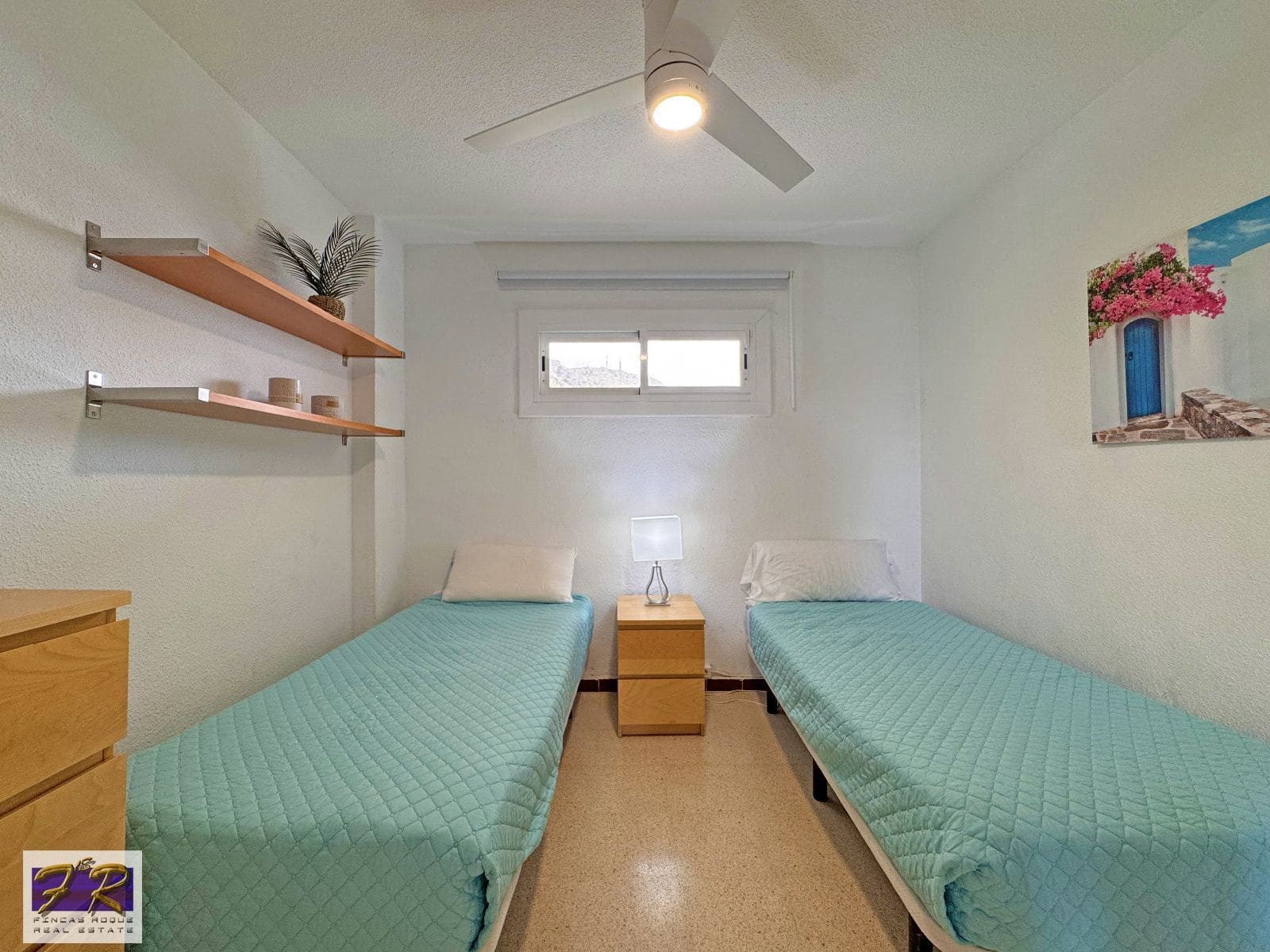 2 slaapkamer Flat te koop in Puerto de Alcudia met zwembad - € 280.000 (Ref: 9107841)