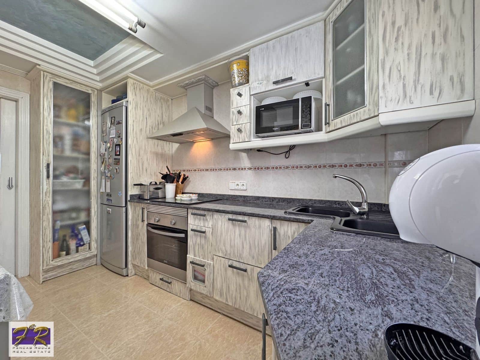 3 soveværelse Lejlighed til salg i Puerto de Alcudia med swimmingpool garage - € 418.500 (Ref: 9282687)