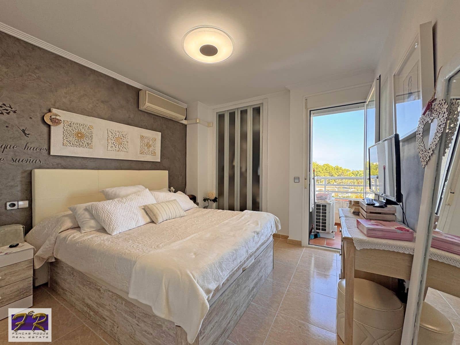 3 soveværelse Lejlighed til salg i Puerto de Alcudia med swimmingpool garage - € 418.500 (Ref: 9282687)