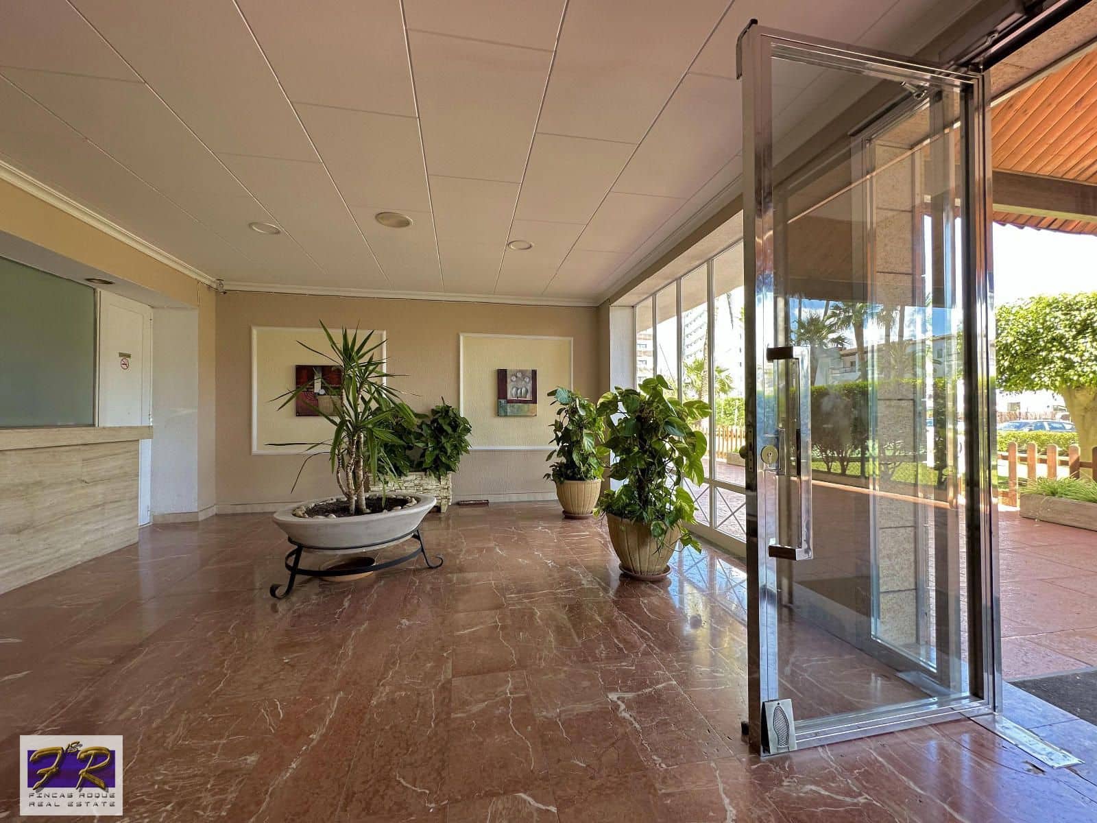 1 slaapkamer Flat te koop in Puerto de Alcudia met zwembad garage - € 309.000 (Ref: 9415310)