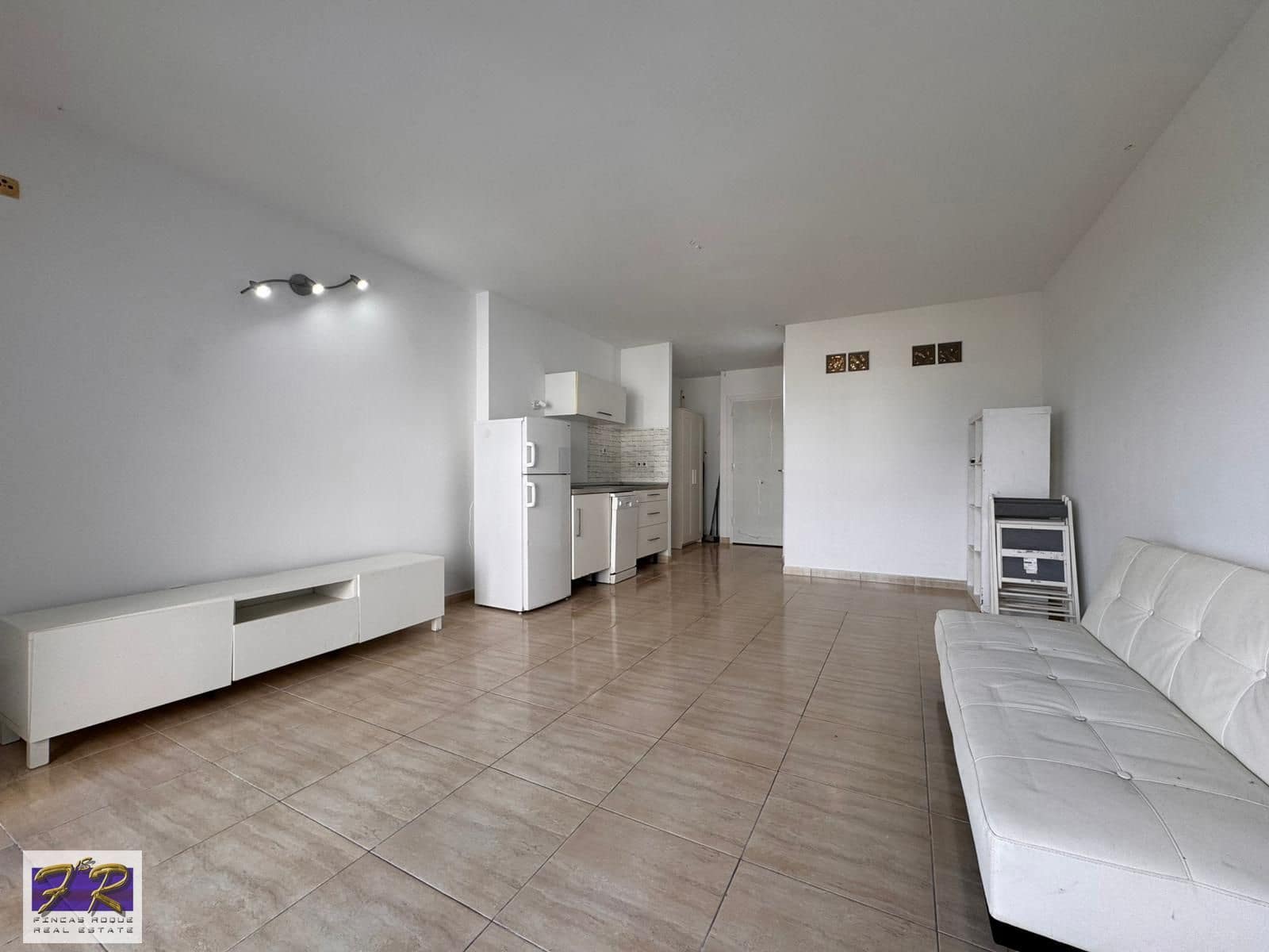 Piso en Puerto de Alcudia en venta con piscina - 169.000 € (Ref: 9467740)