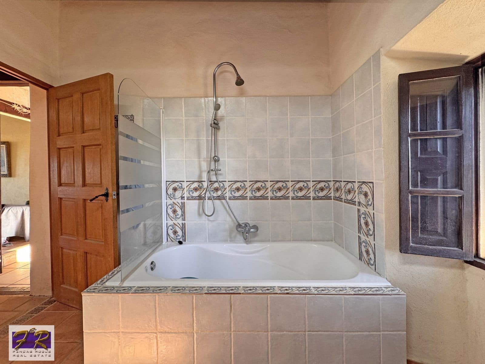 4 Zimmer Finca/Landgut zu verkaufen in Puerto de Alcudia mit Garage - 750.000 € (Ref: 9575019)