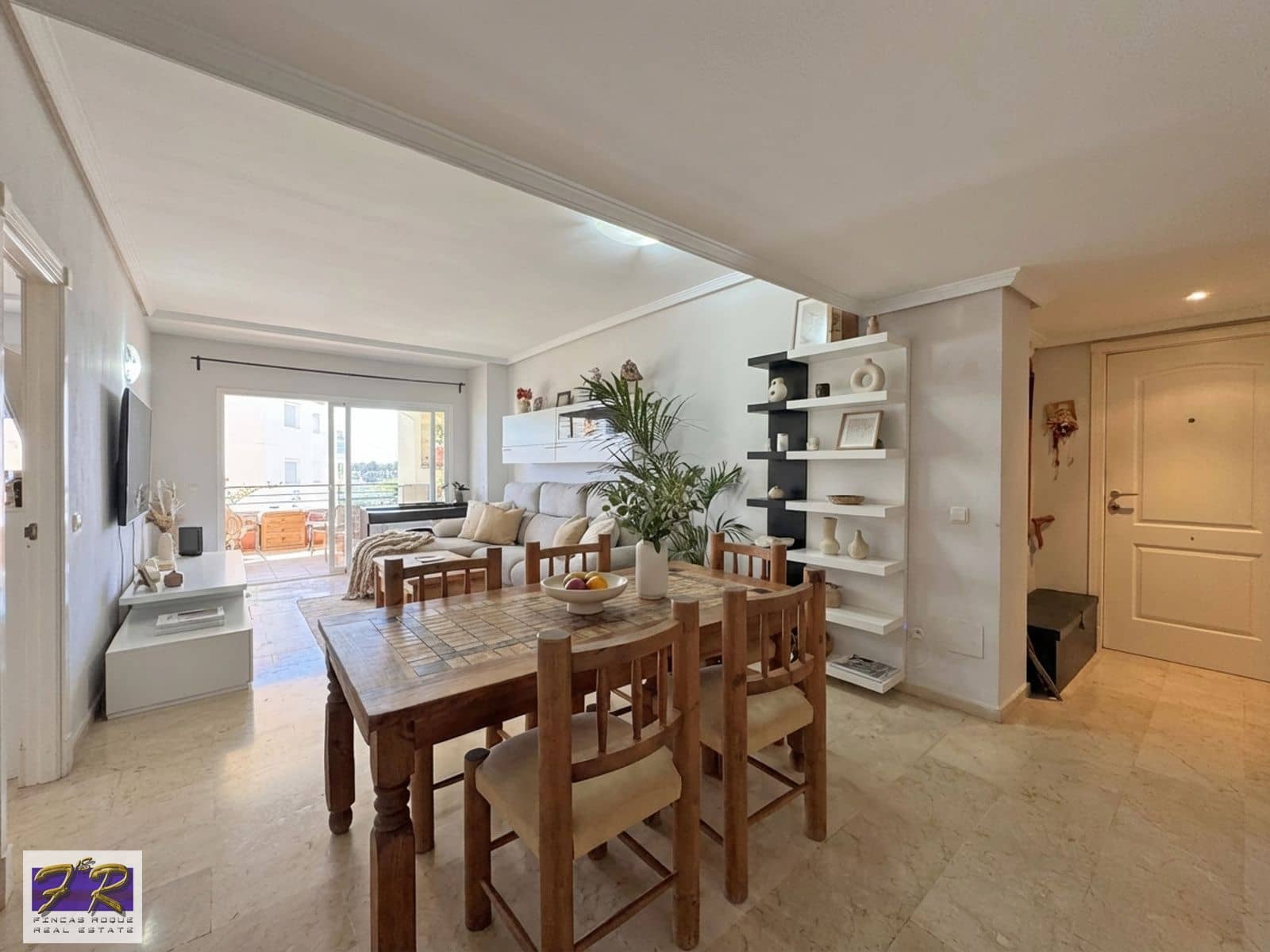 2 chambre Appartement à vendre à Puerto de Alcudia avec piscine garage - 345 000 € (Ref: 9685879)