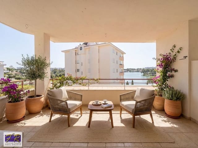 2 bedroom Flat for sale in Puerto de Alcudia, Alcúdia with pool garage - € 345,000 (Ref: 9685879)