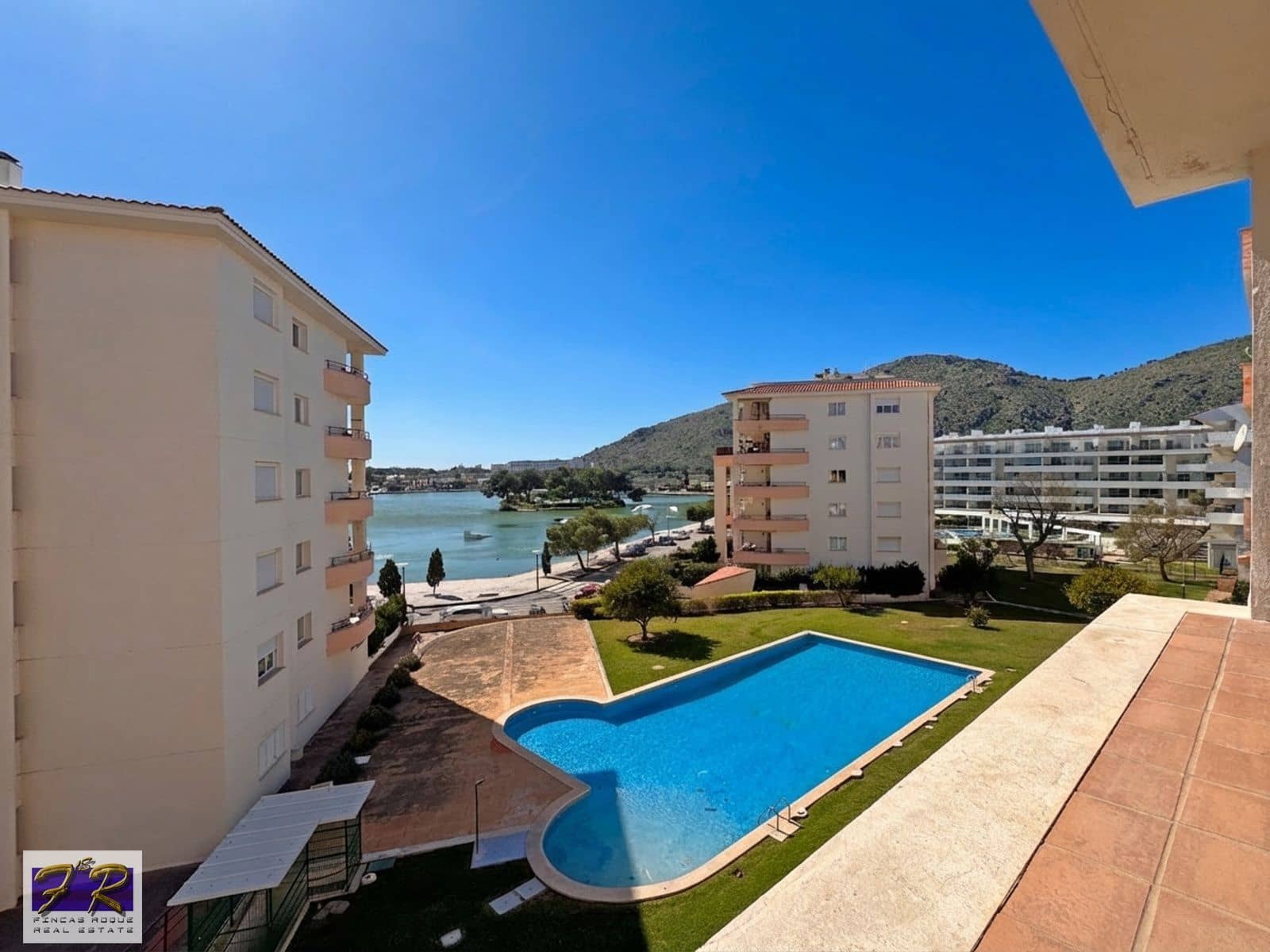 2 chambre Appartement à vendre à Puerto de Alcudia avec piscine garage - 345 000 € (Ref: 9685879)