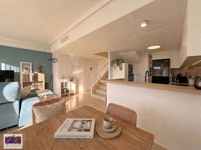 2 makuuhuone Asunto myytävänä paikassa Puerto de Alcudia, Alcúdia mukana uima-altaan 
autotalli - 378 000 € (Ref: 9815155)