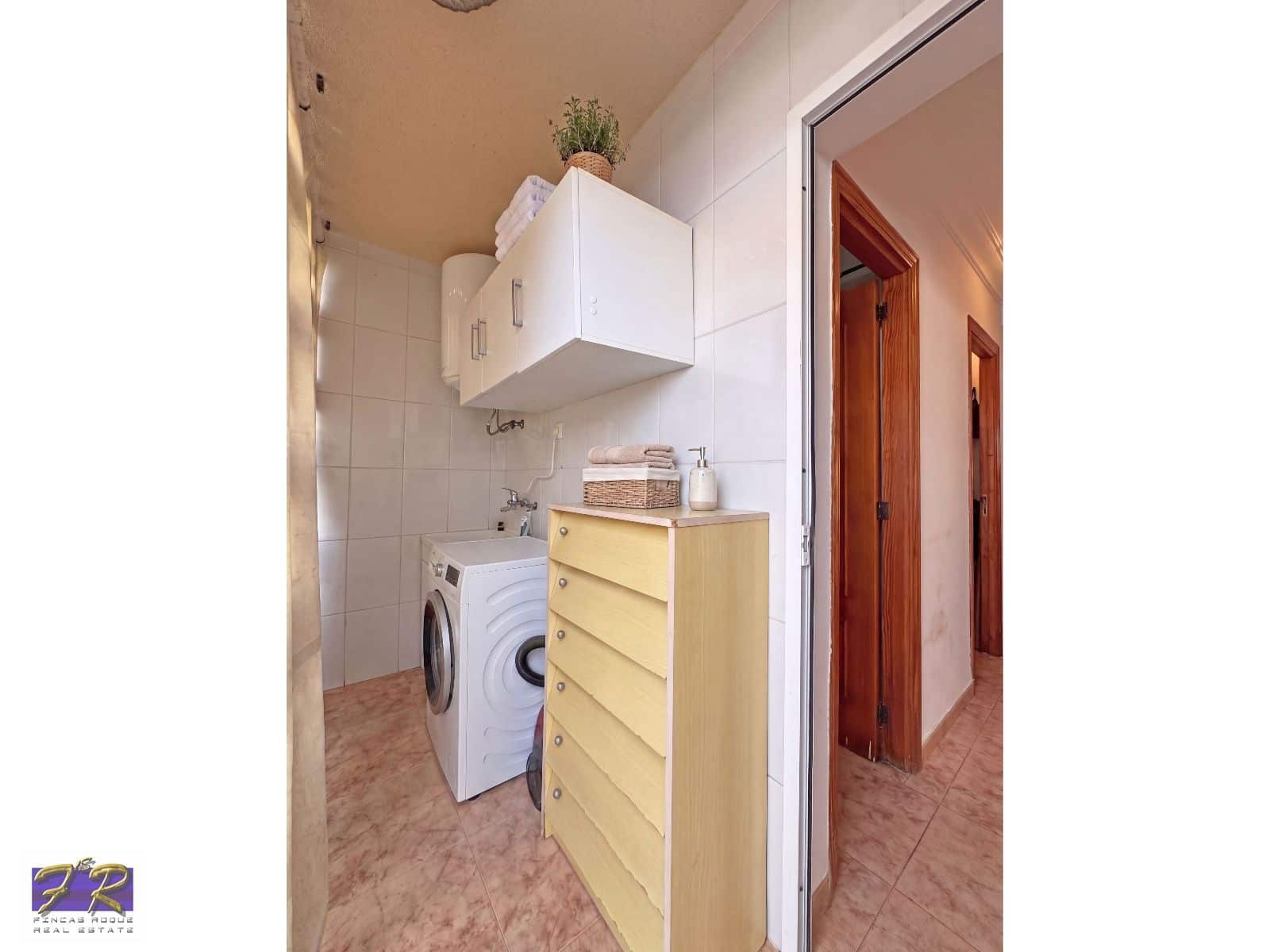 4 soveværelse Villa til salg i Puerto de Alcudia med garage - € 560.000 (Ref: 9841894)