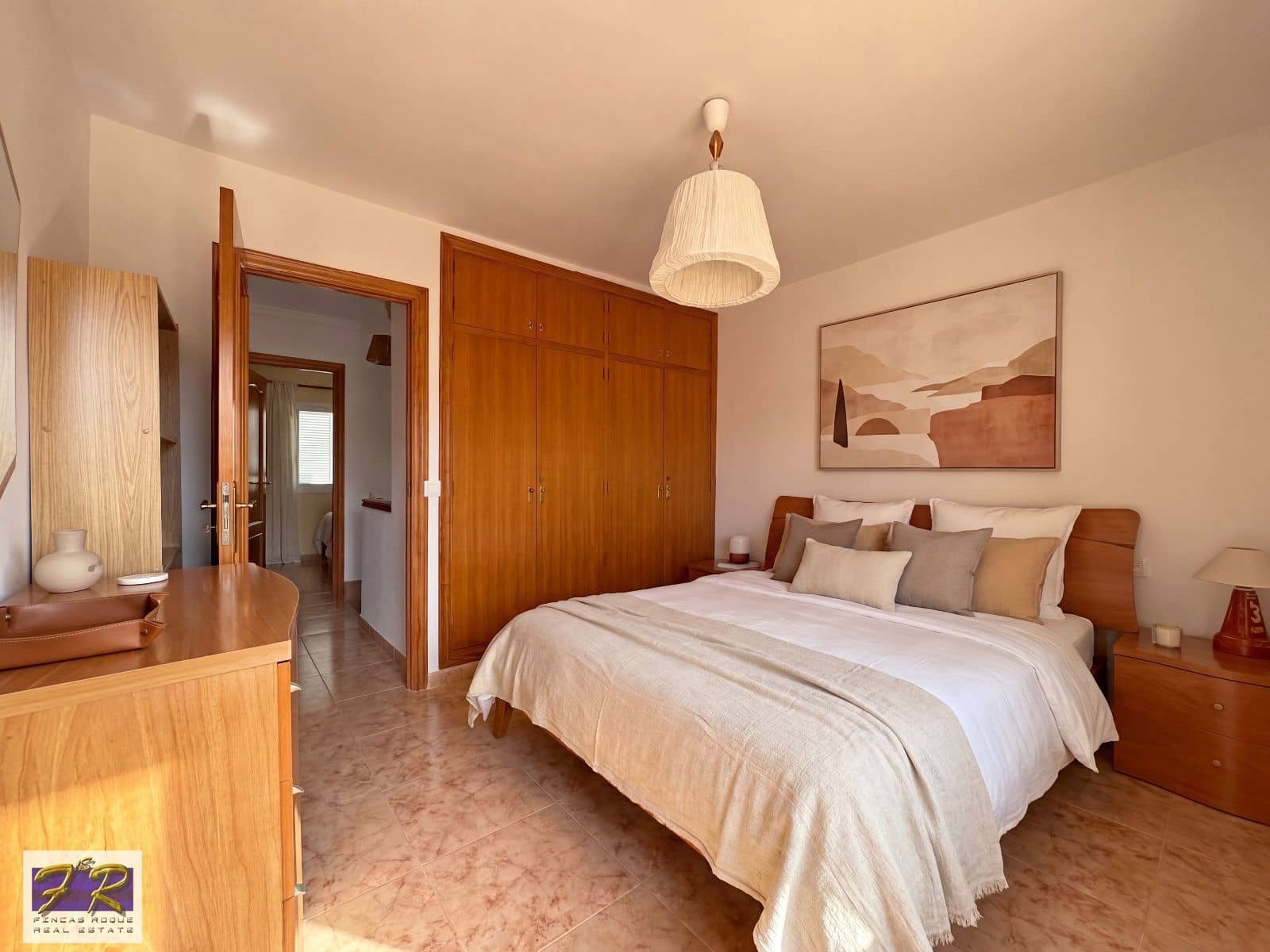 4 soveværelse Villa til salg i Puerto de Alcudia med garage - € 560.000 (Ref: 9841894)