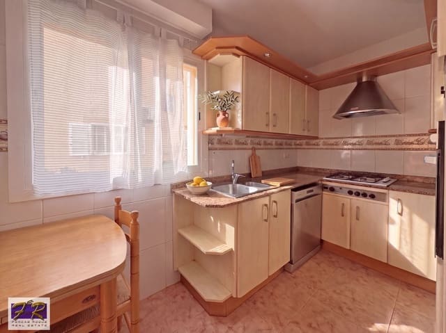 4 soveværelse Villa til salg i Puerto de Alcudia, Alcúdia med garage - € 560.000 (Ref: 9841894)
