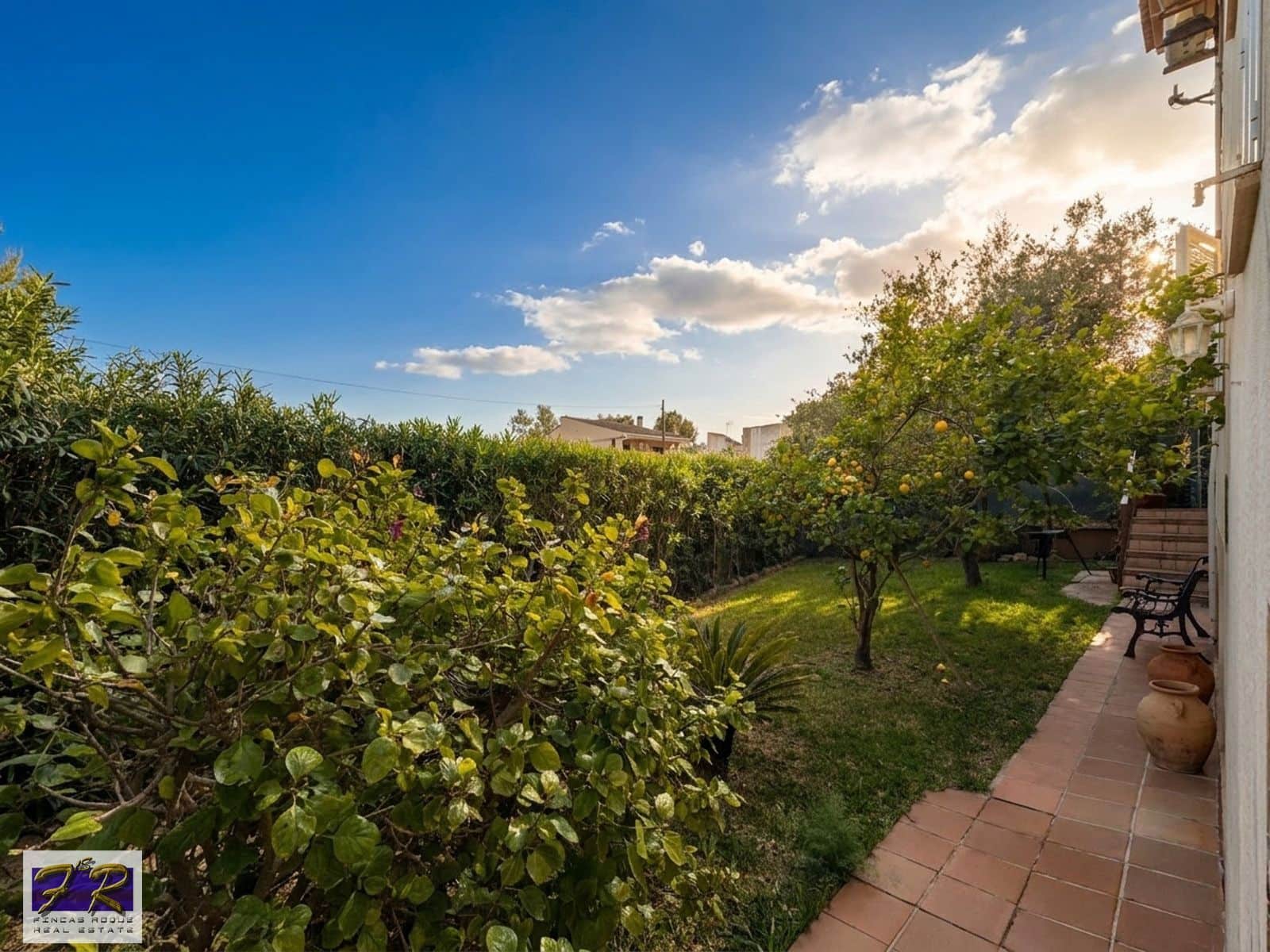 4 soveværelse Villa til salg i Puerto de Alcudia med garage - € 560.000 (Ref: 9841894)