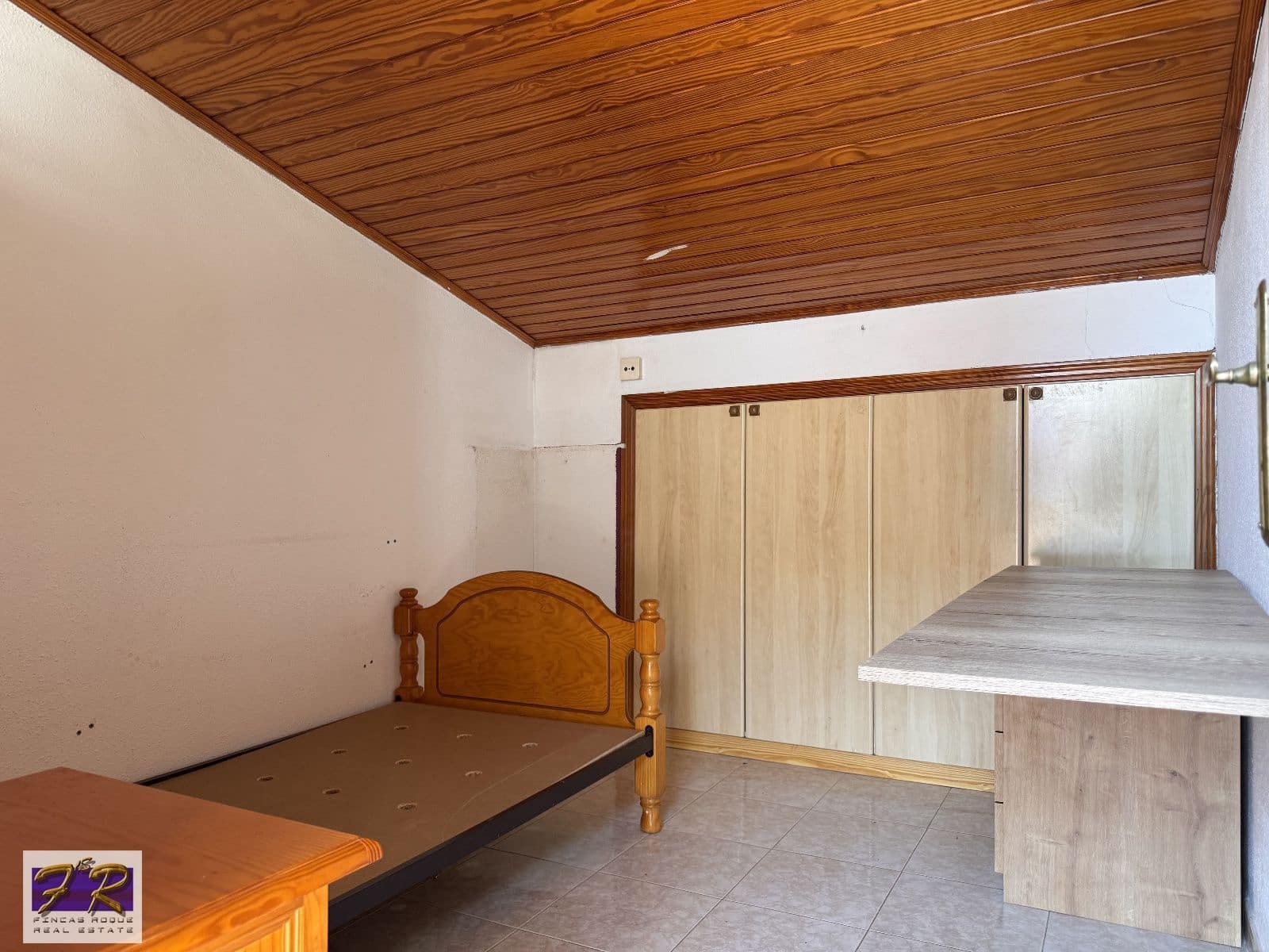 6 bedroom Villa for sale in Inca with garage - € 585,000 (Ref: 9902146)