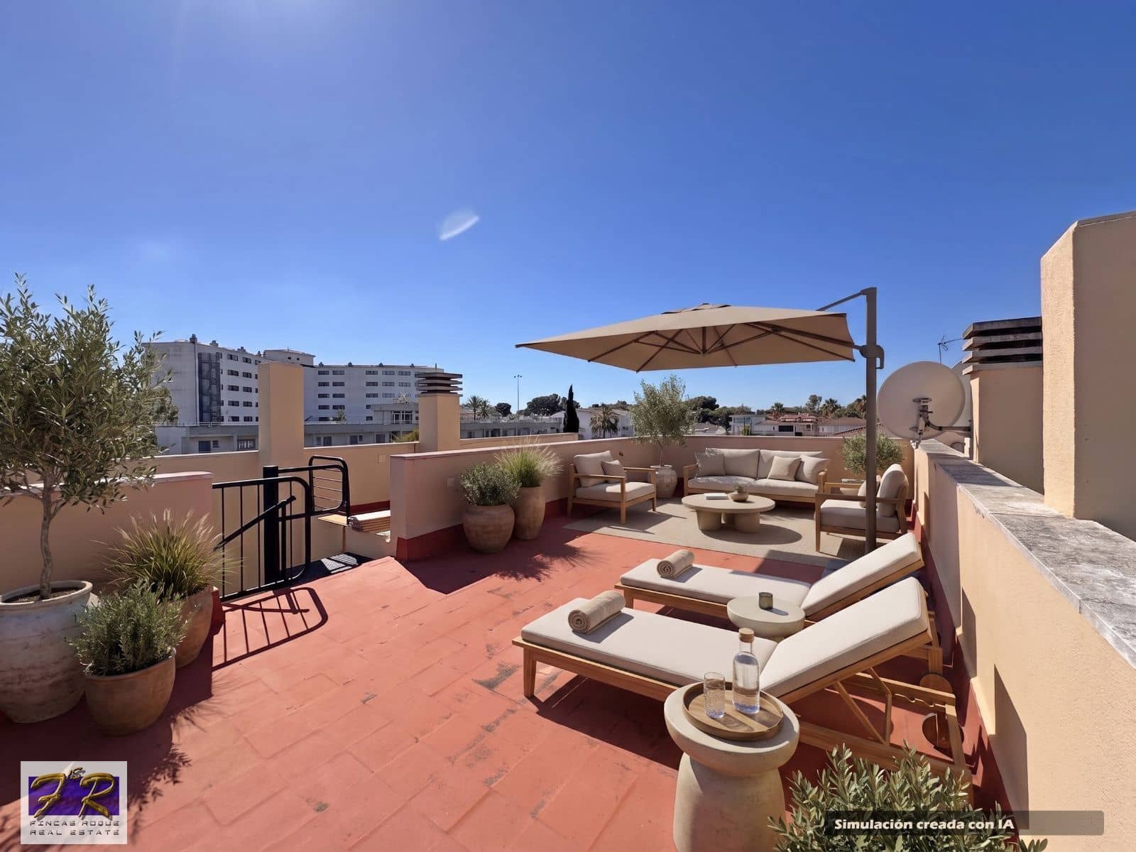 4 sypialnia Willa na sprzedaż w Puerto de Alcudia z basenem garażem - 669 000 € (Ref: 9967119)