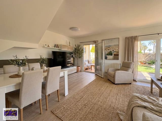 4 sypialnia Willa na sprzedaż w Puerto de Alcudia, Alcúdia z basenem garażem - 669 000 € (Ref: 9967119)