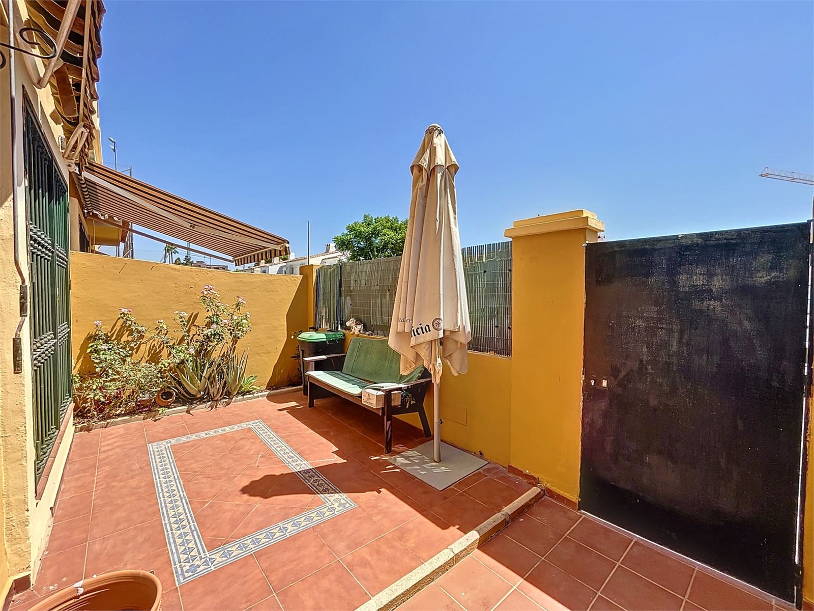 4 bedroom Townhouse for sale in Torremolinos € 318,000 (Ref 7994982)