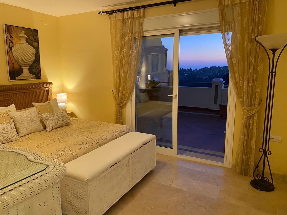 2 Zimmer Apartment zu verkaufen in Marbella mit Pool Garage - 560.000 € (Ref: 10057634)