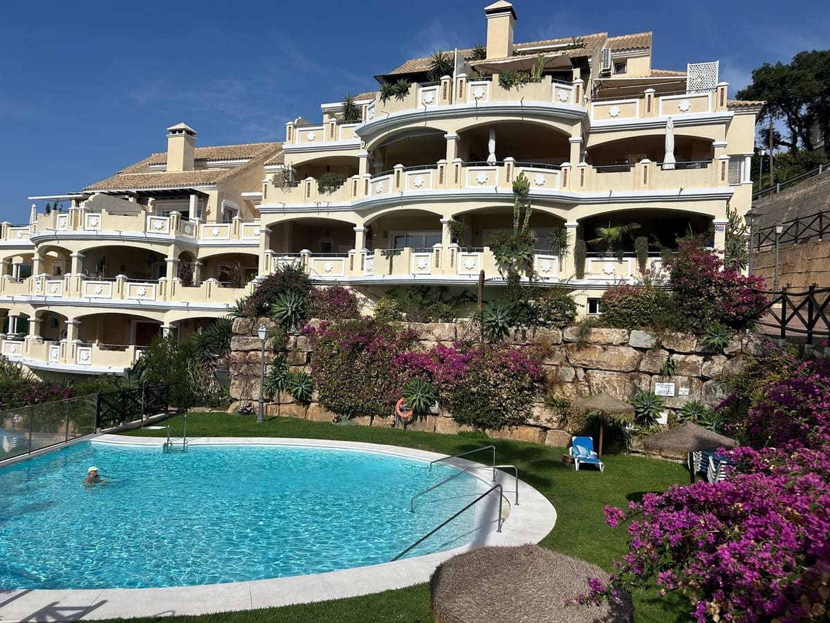 2 Zimmer Apartment zu verkaufen in Marbella mit Pool Garage - 560.000 € (Ref: 10057634)