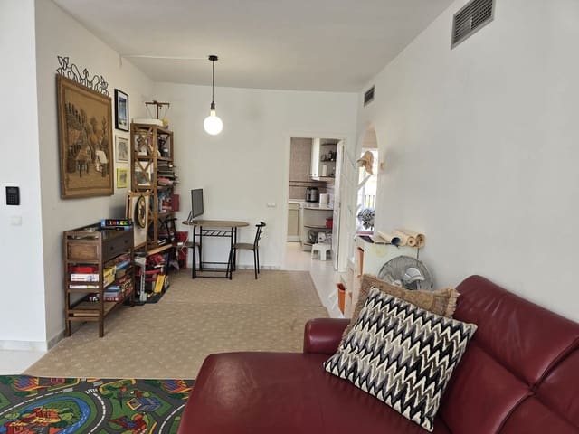 Apartamento de 2 habitaciones en Mijas en venta con piscina garaje - 290.000 € (Ref: 10057637)