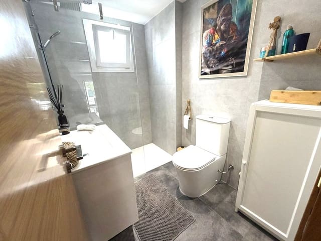 2 chambre Appartement à vendre à Estepona avec piscine garage - 445 000 € (Ref: 10057638)