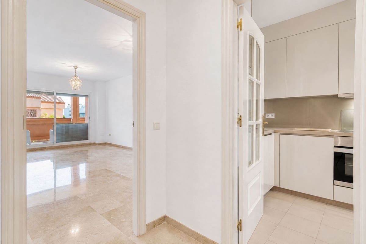 2 bedroom Apartment for sale in Mijas with pool garage - € 340,000 (Ref: 10057640)