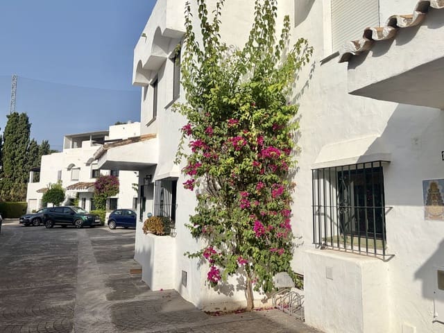 Casa de 3 habitaciones en Marbella en venta con piscina garaje - 675.000 € (Ref: 10057642)