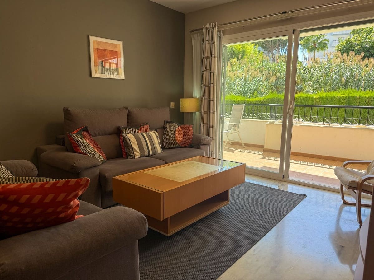 Apartamento de 2 habitaciones en Mijas en venta con piscina garaje - 325.000 € (Ref: 10100453)