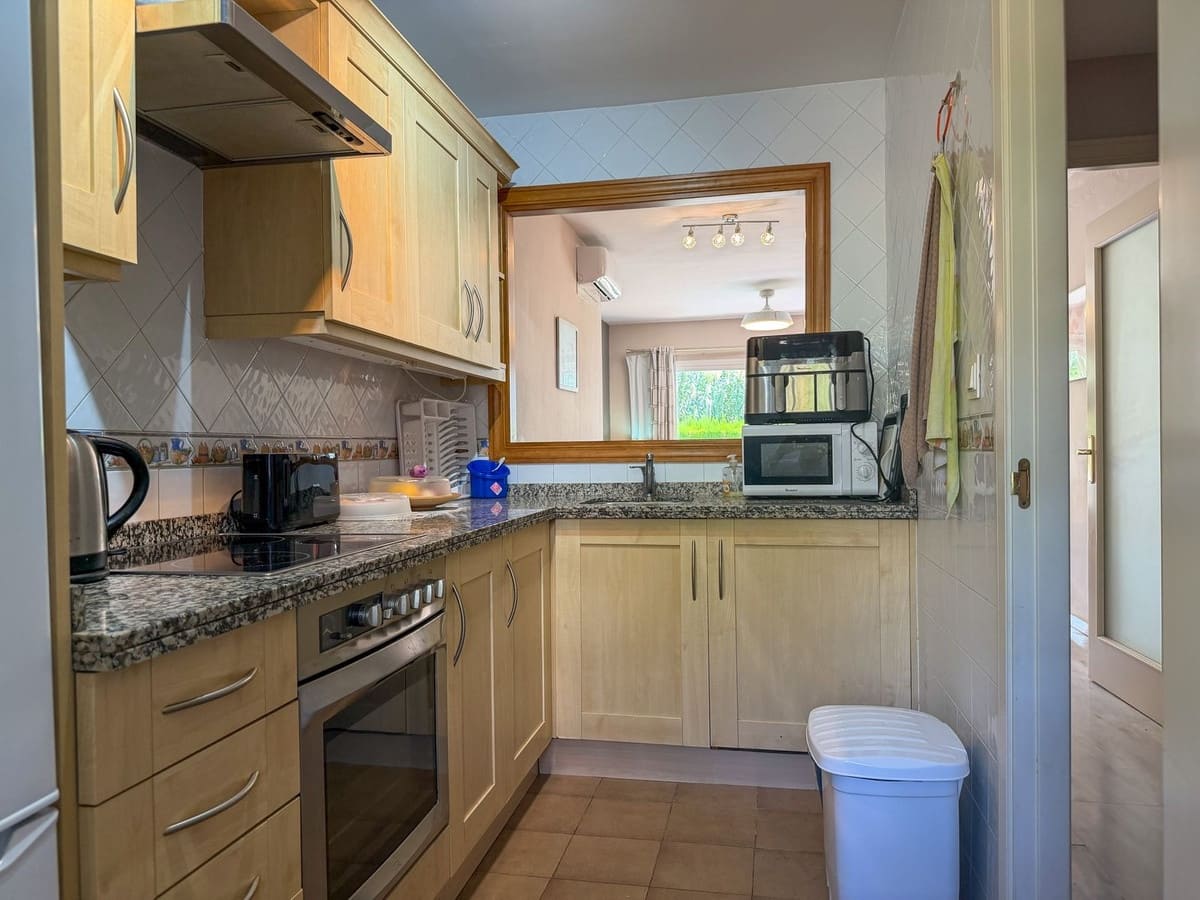 Apartamento de 2 habitaciones en Mijas en venta con piscina garaje - 325.000 € (Ref: 10100453)