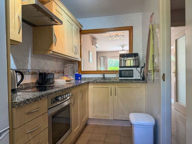 2 sypialnia Apartament na sprzedaż w Mijas z basenem garażem - 325 000 € (Ref: 10100453)