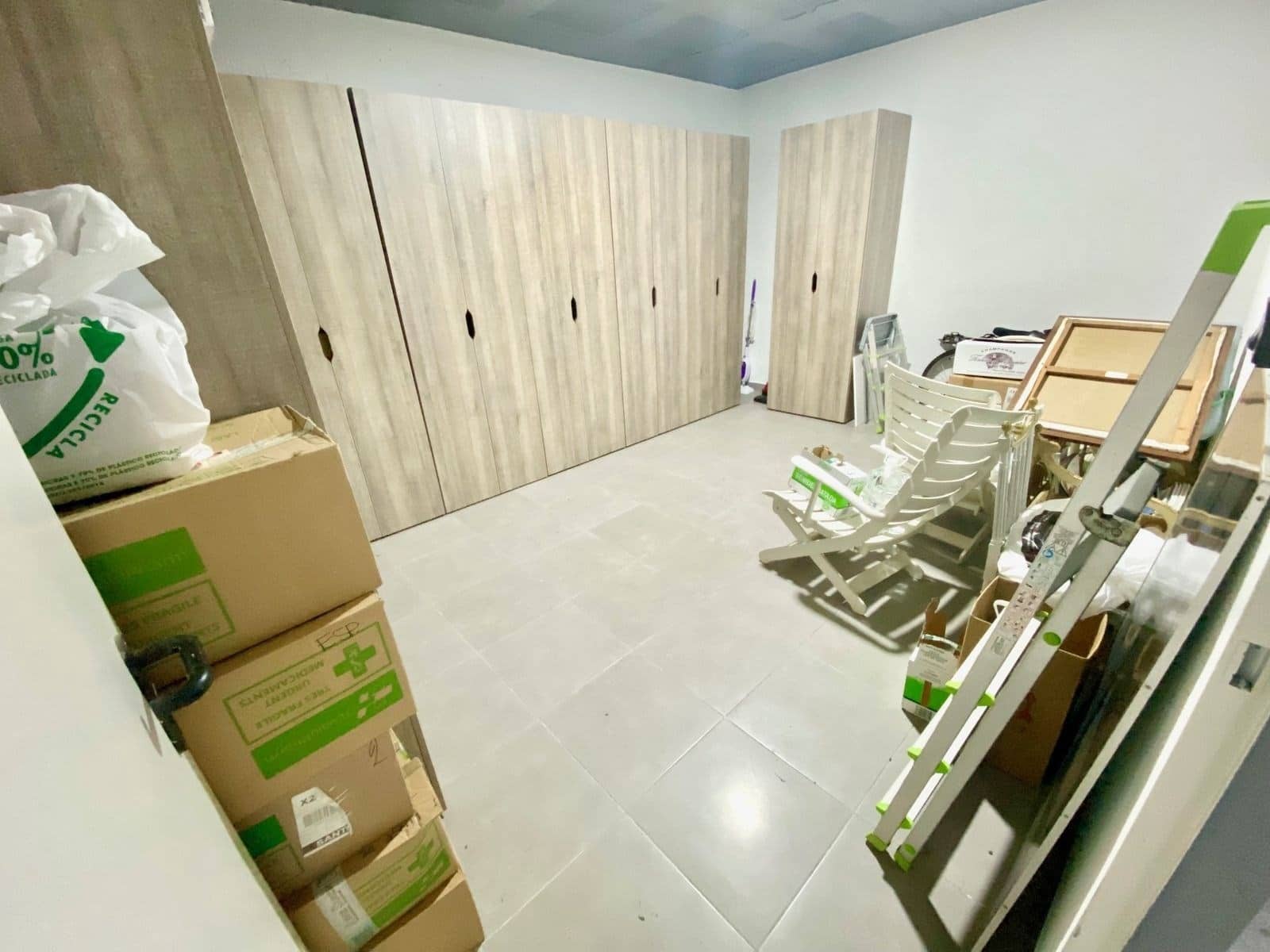 Apartamento de 3 habitaciones en Estepona en venta con piscina garaje - 699.000 € (Ref: 8495378)