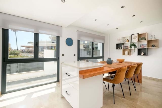 3 sovrum Hus till salu i Fuengirola med pool - 795 000 € (Ref: 8526398)