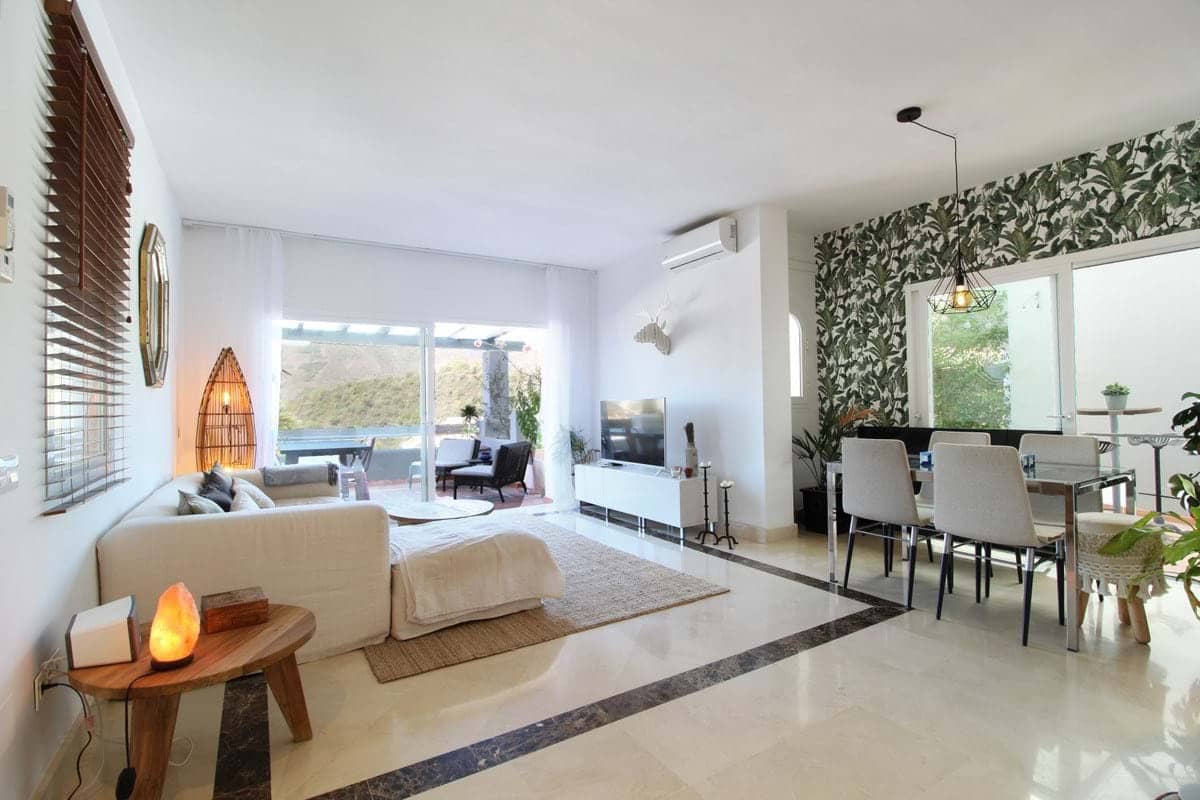 Casa de 3 habitaciones en Marbella en venta con piscina garaje - 560.000 € (Ref: 8633812)