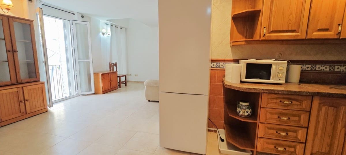 2 bedroom Apartment for sale in Benalmadena with garage - € 350,000 (Ref: 8902866)